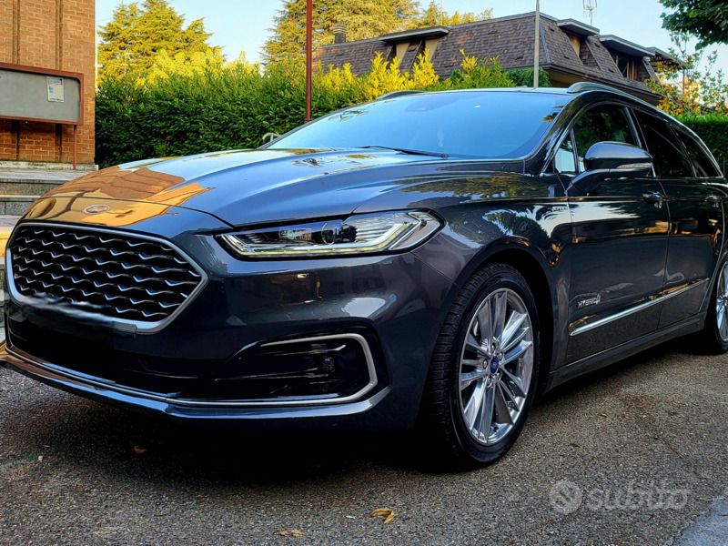 Grigio Usata 2019 Ford Mondeo Vignale Station wagon | 17.000 € (Molto cara) - Immagine 1/4