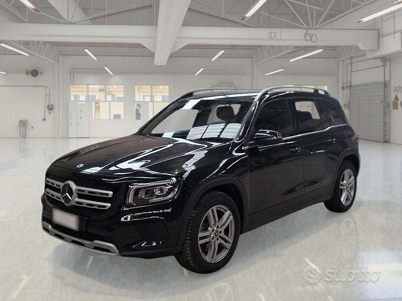 Usata Mercedes GLB200 Business 149 CV (109 kW) 2022 Nero SUV