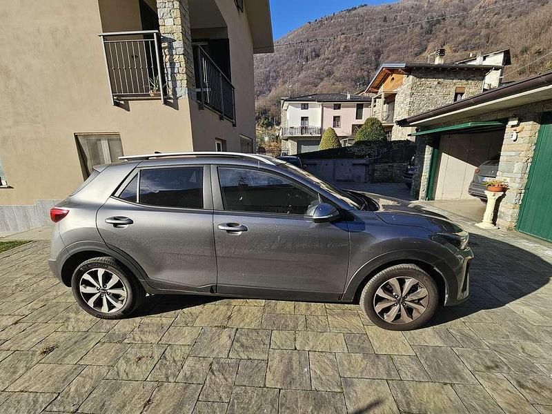 Usata Kia Stonic Style 101 CV (74 kW) 2025 Grigio SUV