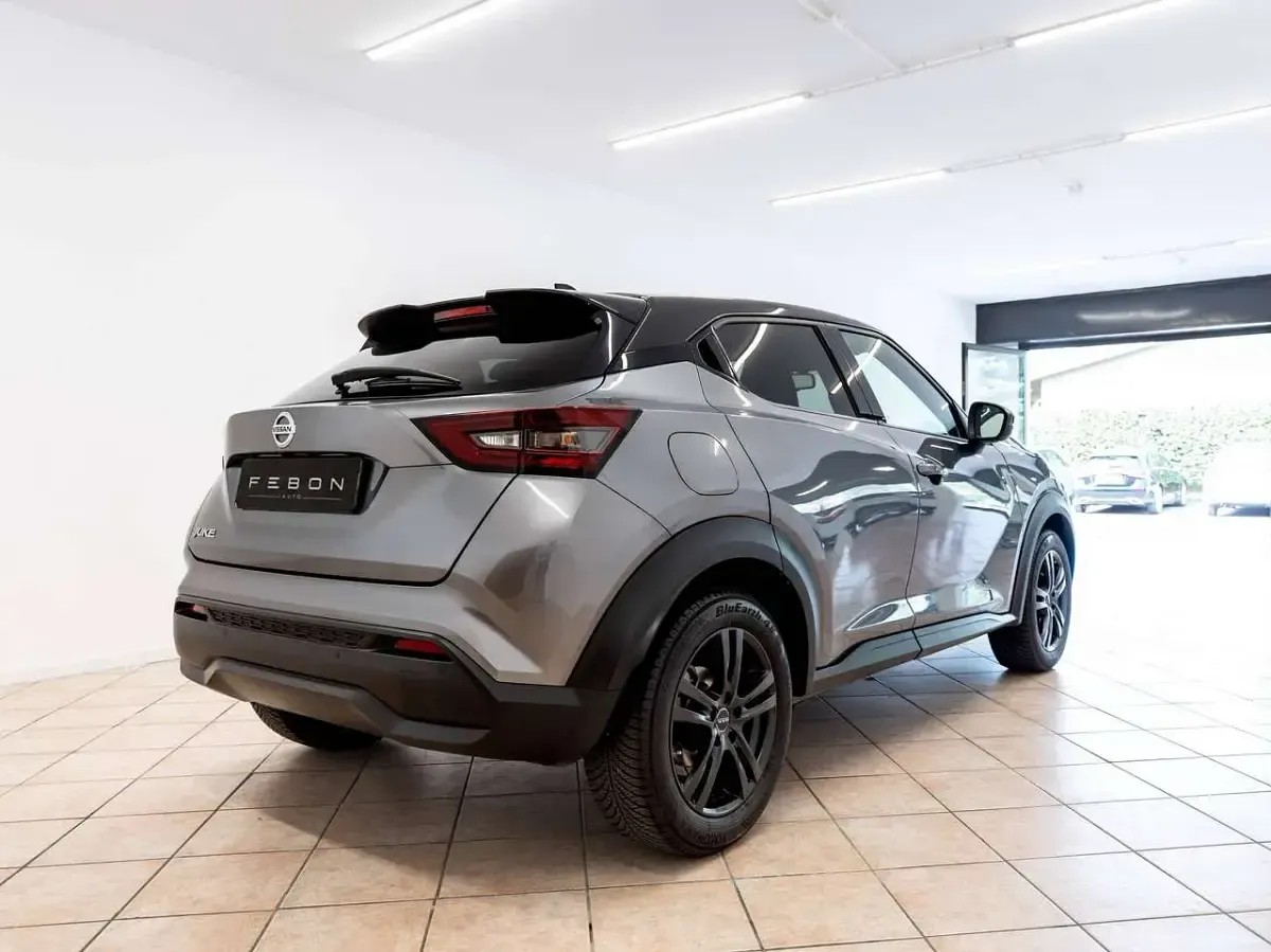 Usata Nissan Juke N-Connecta 117 CV (86 kW) 2020 Grigio SUV