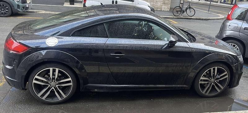 Usata Audi TT Ambiente 197 CV (144 kW) 2022 Coupé