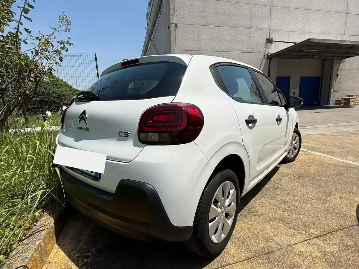 Usata Citroën C3 Live 68 CV (50 kW) 2017 Bianco Berlina