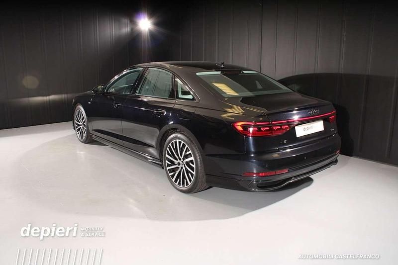 Usata Audi A8 Ambiente 462 CV (339 kW) 2024 Nero Berlina