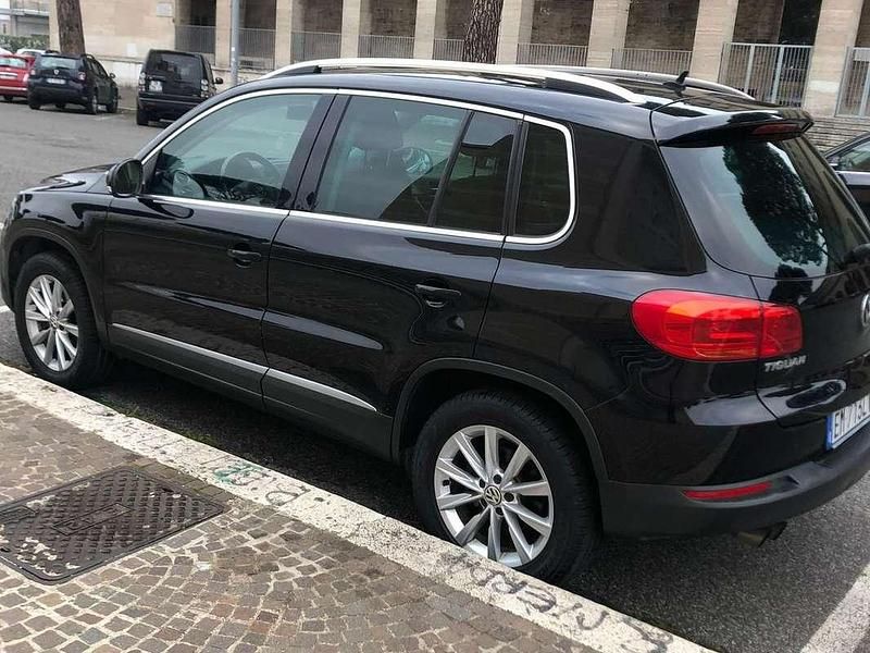 Usata VW Tiguan 140 CV (102 kW) 2012 Nero SUV