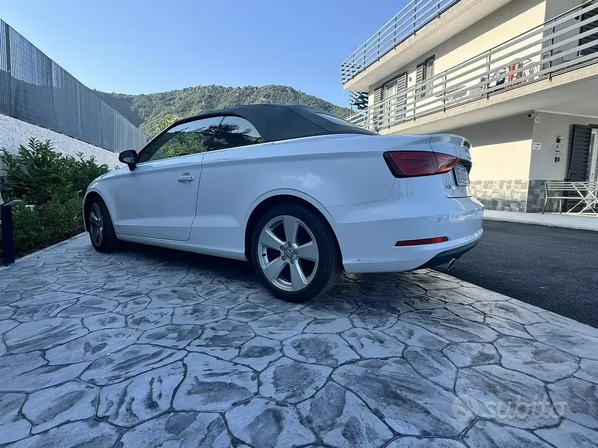 Usata Audi A3 Cabriolet Ambition 110 CV (80 kW) 2016 Bianco Cabrio
