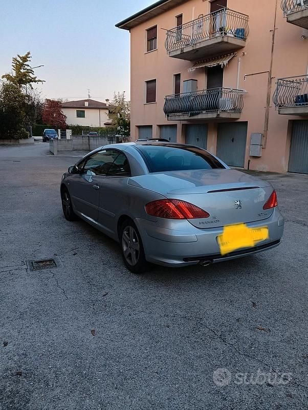 Usata Peugeot 307 CC 2004 Grigio Cabrio