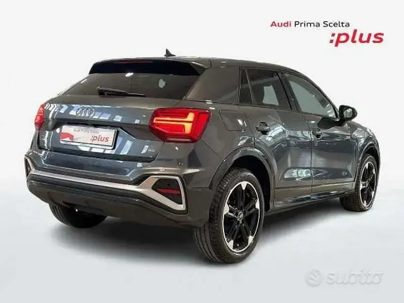 Usata Audi Q2 S-Line 116 CV (85 kW) 2023 Grigio SUV