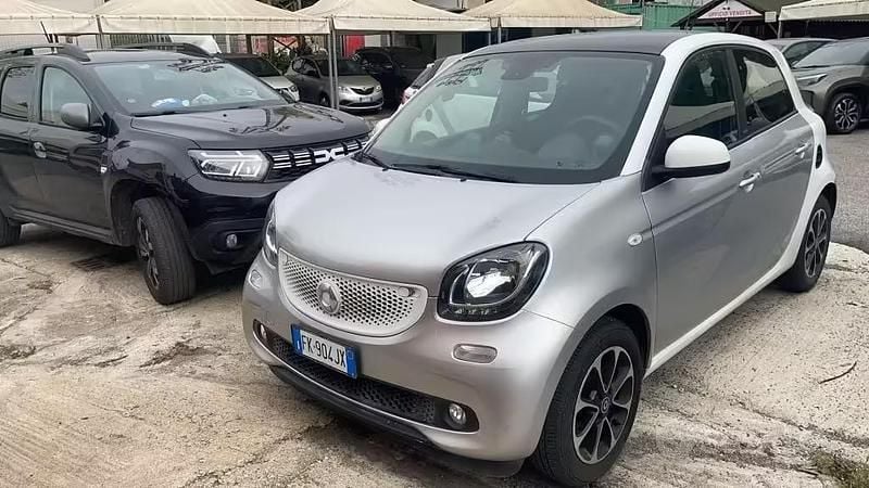 Usata Smart ForFour Passion 71 CV (52 kW) 2017 Bianco Utilitaria