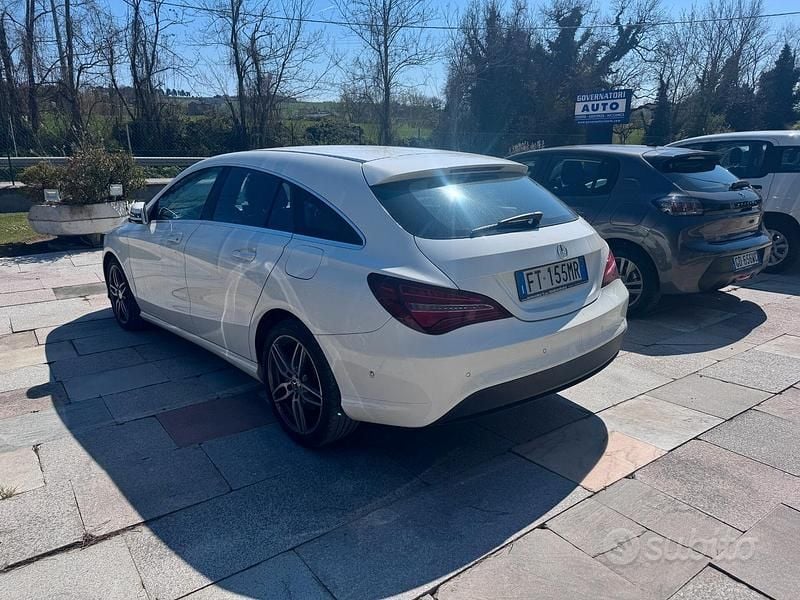 Usata Mercedes CLA200 135 CV (99 kW) 2018 Bianco Berlina