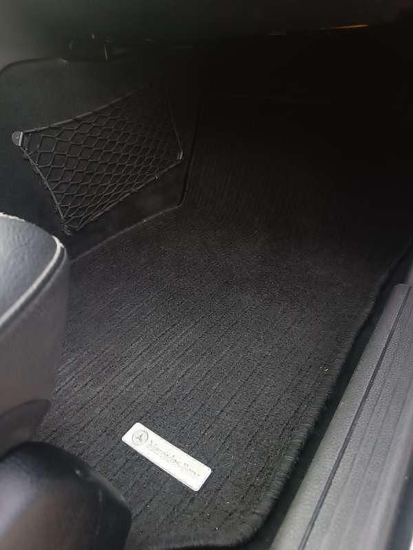 Usata Mercedes C220 Avantgarde 170 CV (125 kW) 2010 Nero Berlina