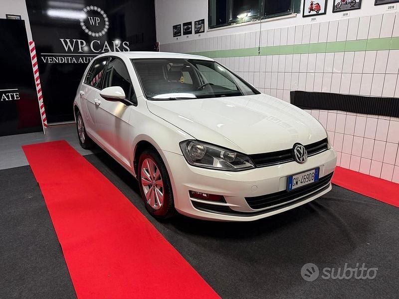 Usata VW Golf VII Comfortline 105 CV (77 kW) 2014 Bianco Berlina