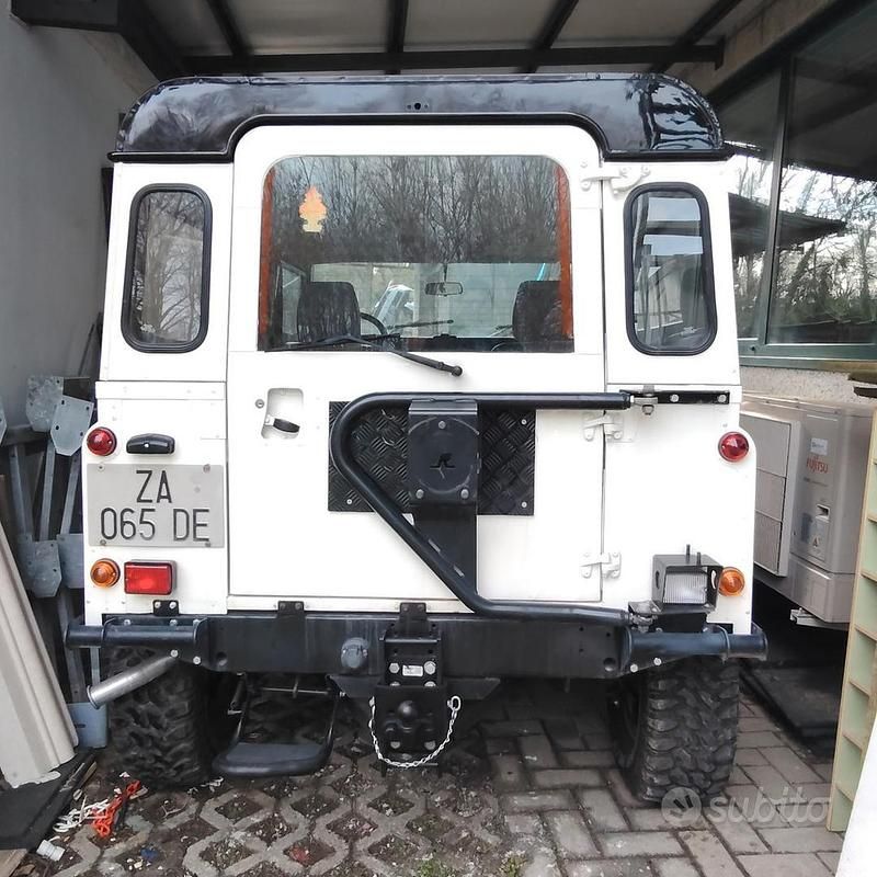 Usata Land Rover Defender 1995 Bianco SUV