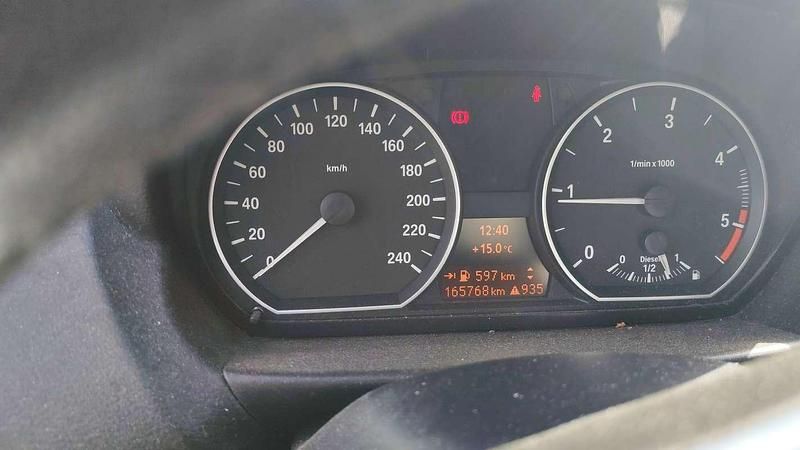 Usata BMW 116 116 CV (85 kW) 2010 Nero Utilitaria