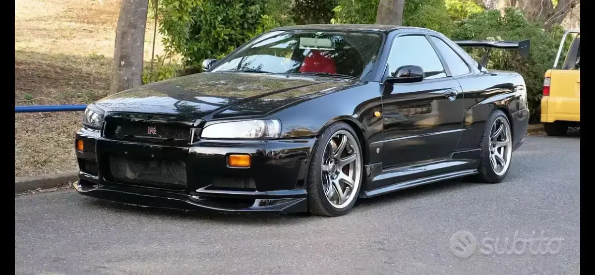 Usata Nissan Skyline 280 CV (205 kW) 2000 Nero Coupé