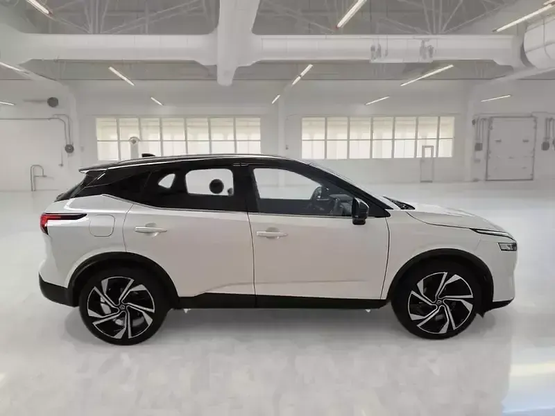 Usata Nissan Qashqai Tekna+ 158 CV (116 kW) 2022 Bianco SUV