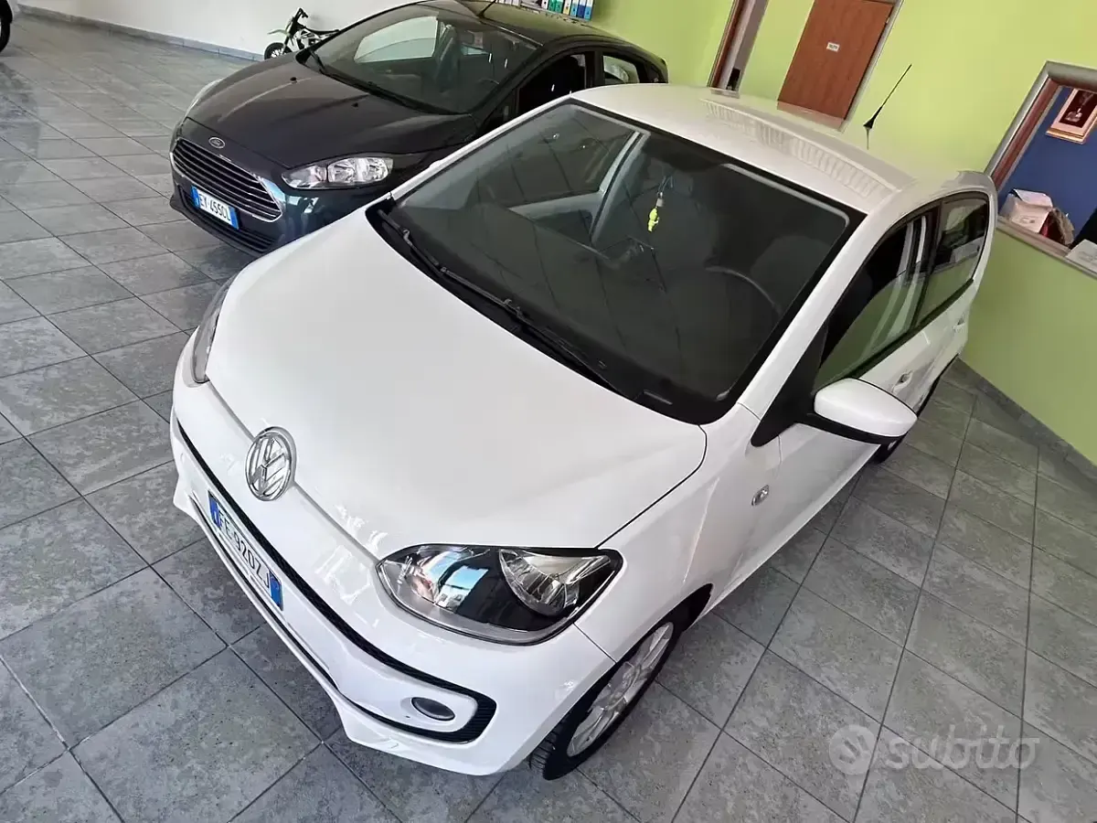 Usata VW up! 75 CV (55 kW) 2016 Bianco Utilitaria