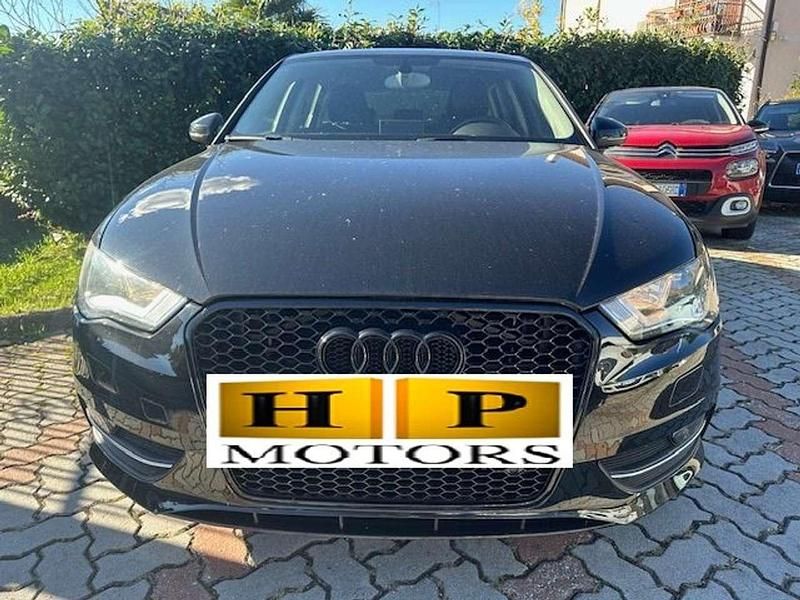 Nero Usata 2015 Audi A3 Ambiente Tre volumi | 11.900 € (Ottimo prezzo) - Immagine 1/4