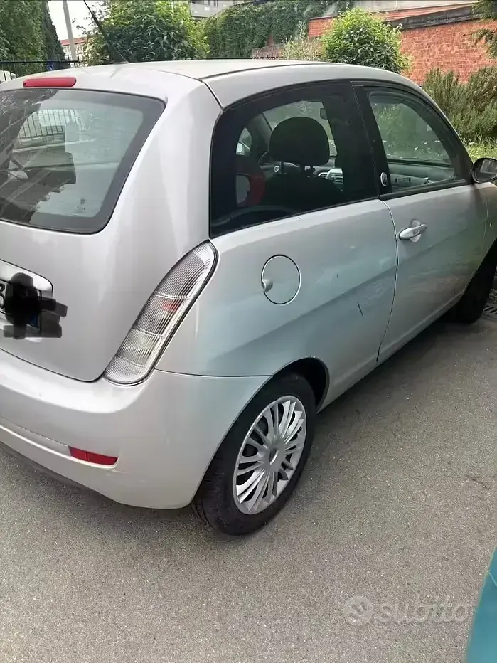 Gebraucht Lancia Ypsilon 95 PS (69 kW) 2009 Kleinwagen