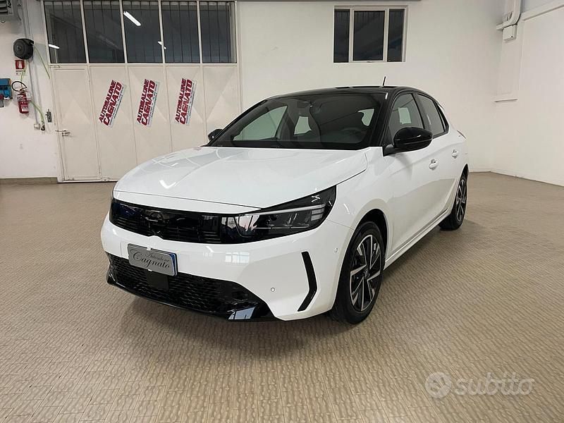 Usata Opel Corsa 100 CV (73 kW) 2025 Bianco Berlina
