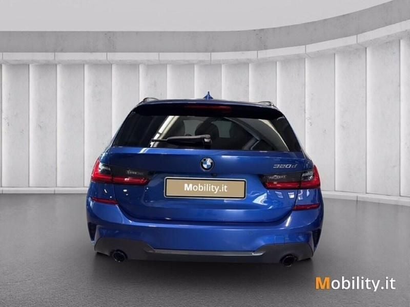 Usata BMW 320 M Sport 190 CV (139 kW) 2021 Blu Station wagon