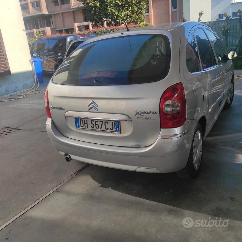Usata 2007 Citroën Xsara Picasso Monovolume | 1250 € (Buon prezzo) - Immagine 1/4