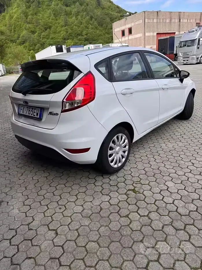 Usado Ford Fiesta 82 CV (60 kW) 2017 Utilitario