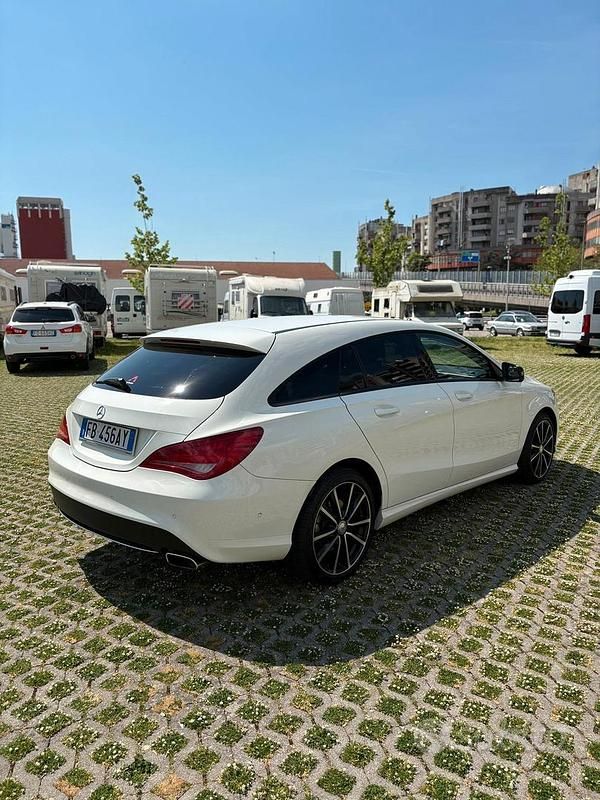 Usata Mercedes CLA220 177 CV (130 kW) 2015 Bianco Berlina