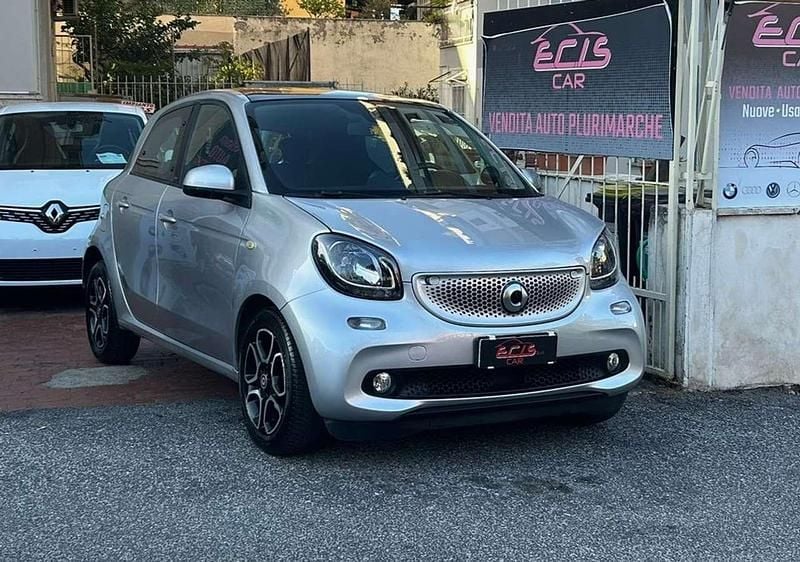 Usata Smart ForFour 71 CV (52 kW) 2018 Grigio Utilitaria