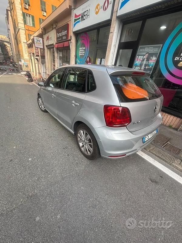 Usata VW Polo 90 CV (66 kW) 2016 Grigio Utilitaria