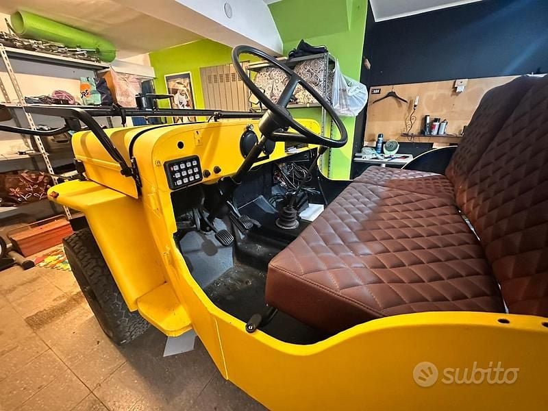 Używany Jeep CJ 1980 Żółty