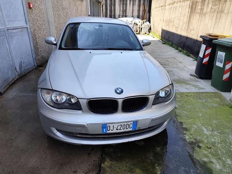 Usata BMW 118 Efficient Dynamics 143 CV (105 kW) 2007 Utilitaria