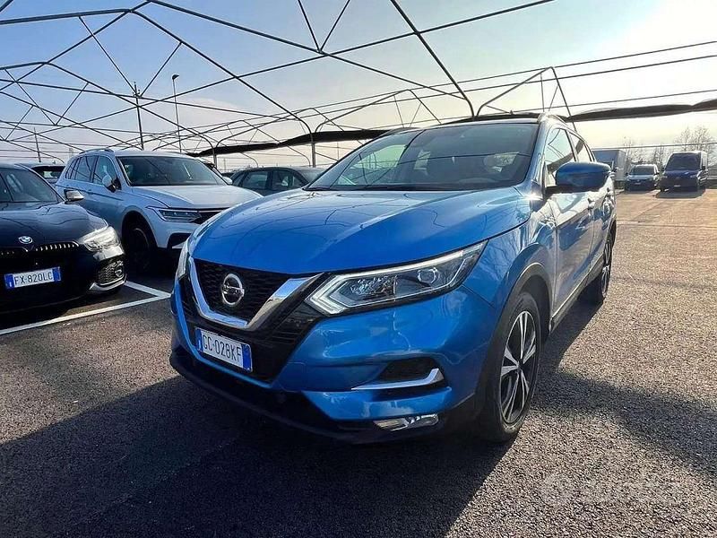 Usata Nissan Qashqai N-Connecta 116 CV (85 kW) 2020 Blu/azzurro SUV