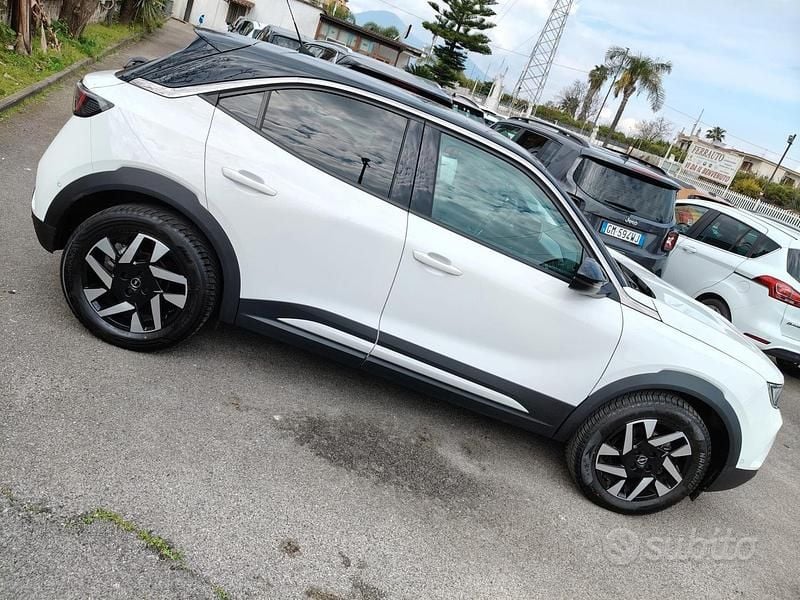 Usata Opel Mokka GS Line 131 CV (96 kW) 2022 Bianco SUV