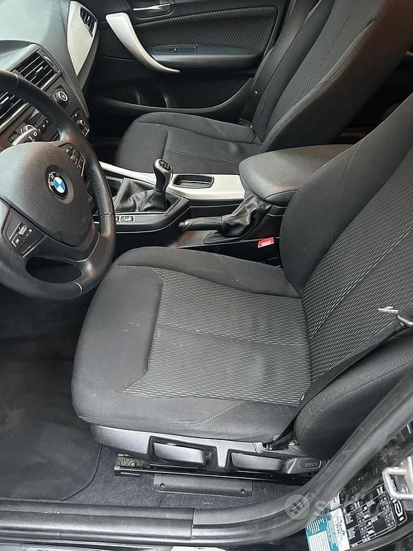 Usata BMW 116 Efficient Dynamics 115 CV (84 kW) 2013 Nero Utilitaria