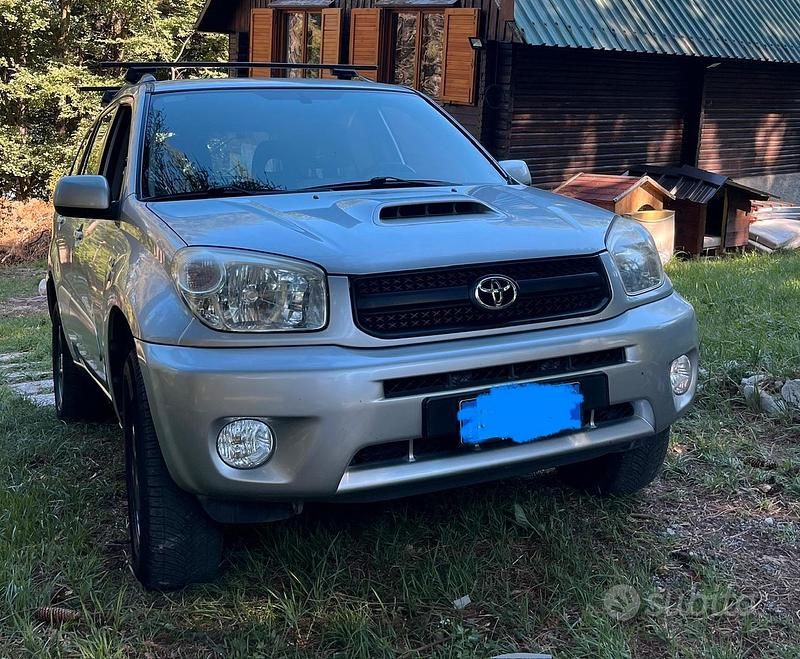 Usata Toyota RAV4 2005 SUV