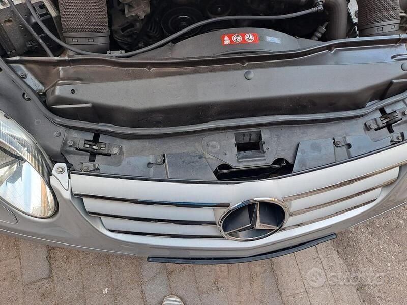 Usata Mercedes SL350 270 CV (198 kW) 2007 Grigio Cabrio