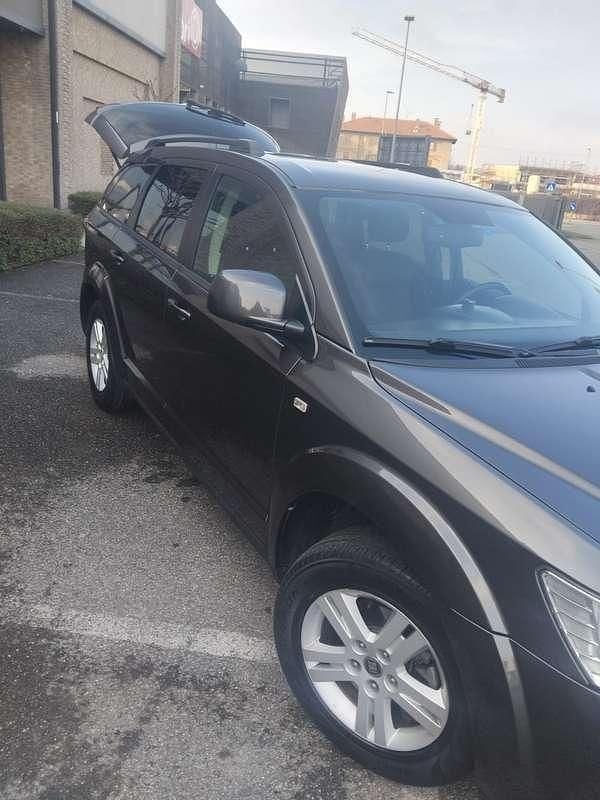 Usata Fiat Freemont Lounge 170 CV (125 kW) 2014 Bronzo SUV