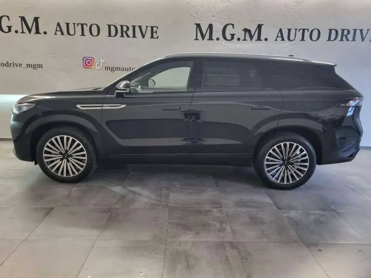 Nuova Jaecoo 8 143 CV (105 kW) 2026 Nero SUV