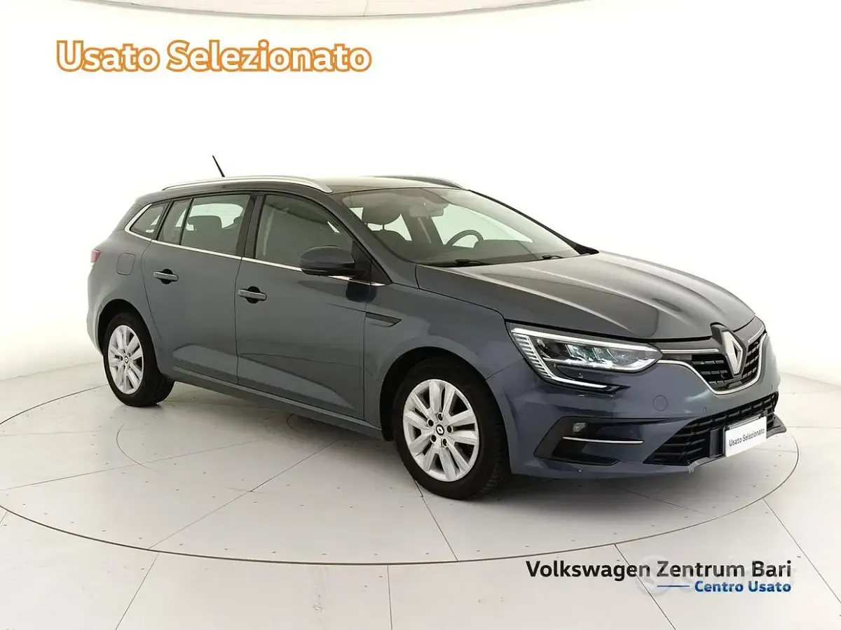 Usata Renault Mégane GrandTour Business 116 CV (85 kW) 2022 Grigio Station wagon