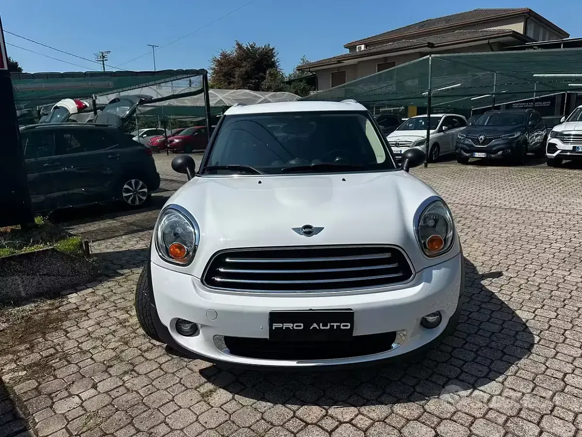 Usata Mini Cooper Countryman 90 CV (66 kW) 2014 Bianco SUV