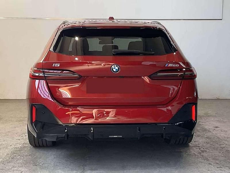 Usata BMW i5 M Sport 442 kW (601 CV) 2024 Rosso Berlina