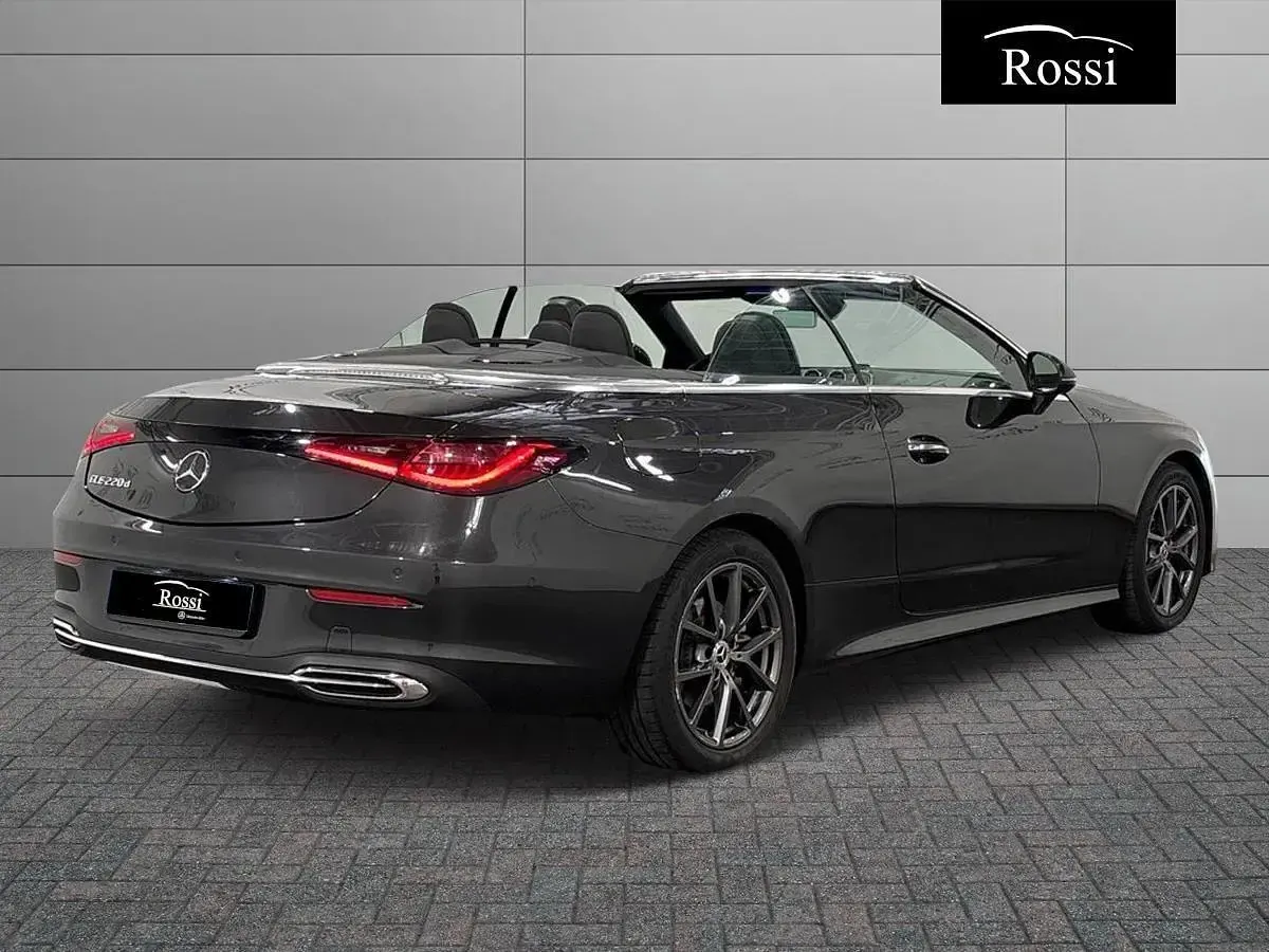 Usata Mercedes CLE220 Advanced 197 CV (144 kW) 2025 Grigio grafite Cabrio