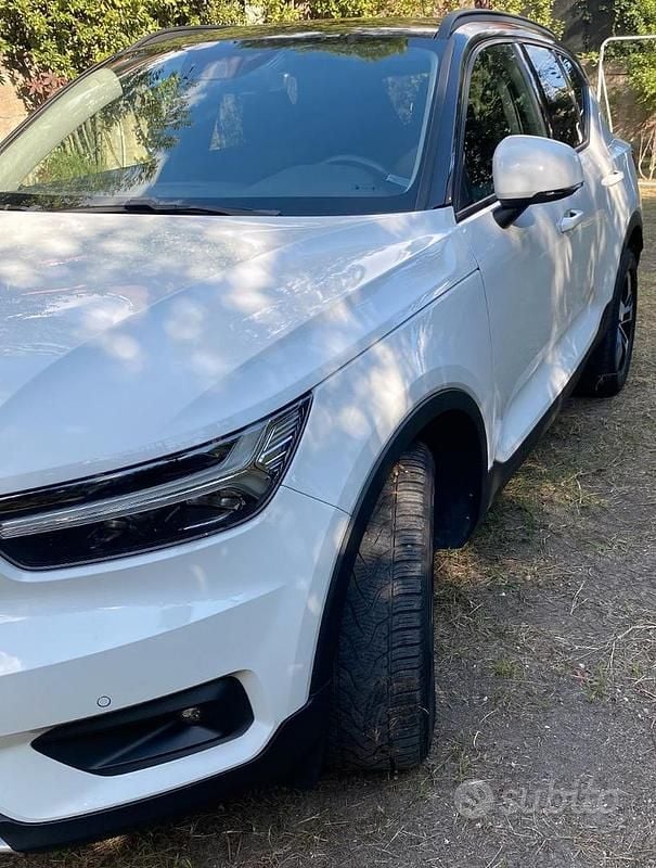 Usata Volvo XC40 150 CV (110 kW) 2018 Bianco SUV