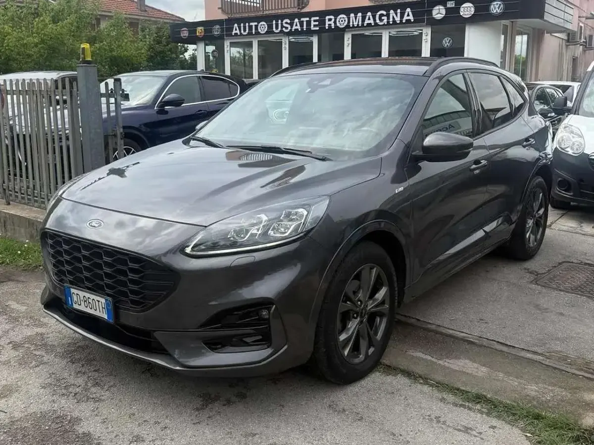 Usata Ford Kuga ST-Line X 150 CV (110 kW) 2020 Grigio SUV