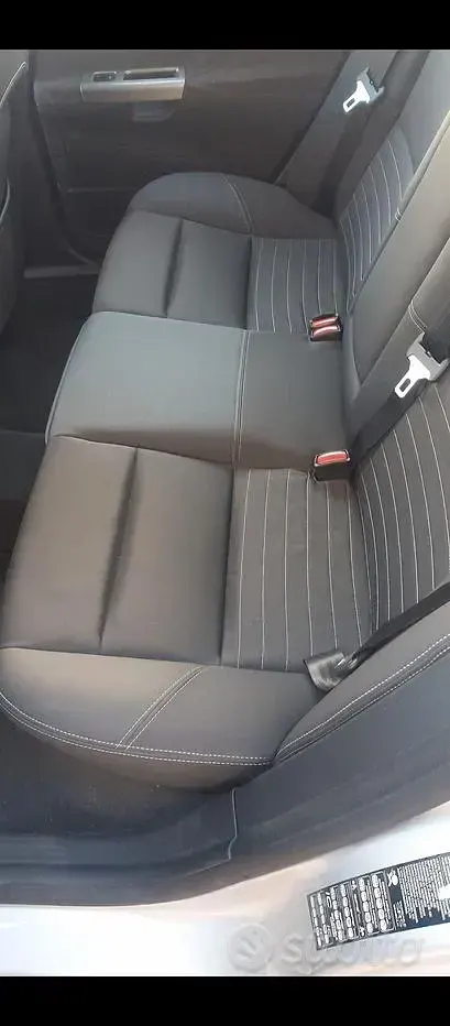 Usata Volvo S40 136 CV (100 kW) 2005 Grigio Berlina