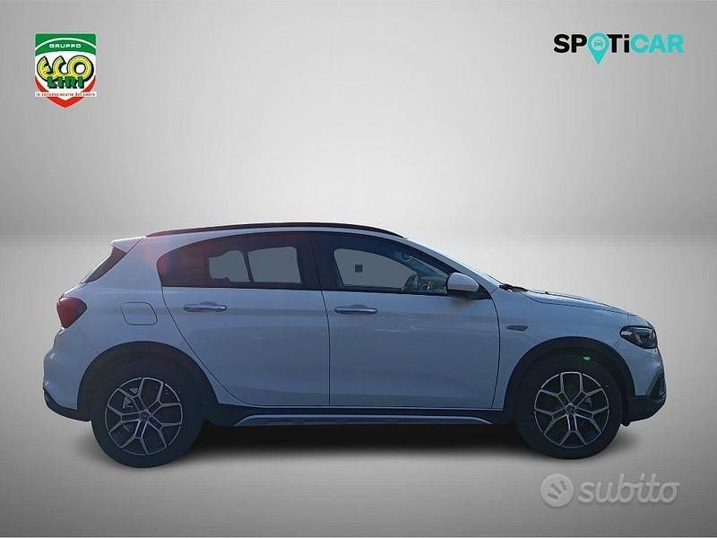 Nuova Fiat Tipo Cross 2025 Bianco Berlina
