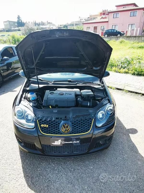 Usata VW Golf V Edition 320 CV (235 kW) 2007 Berlina