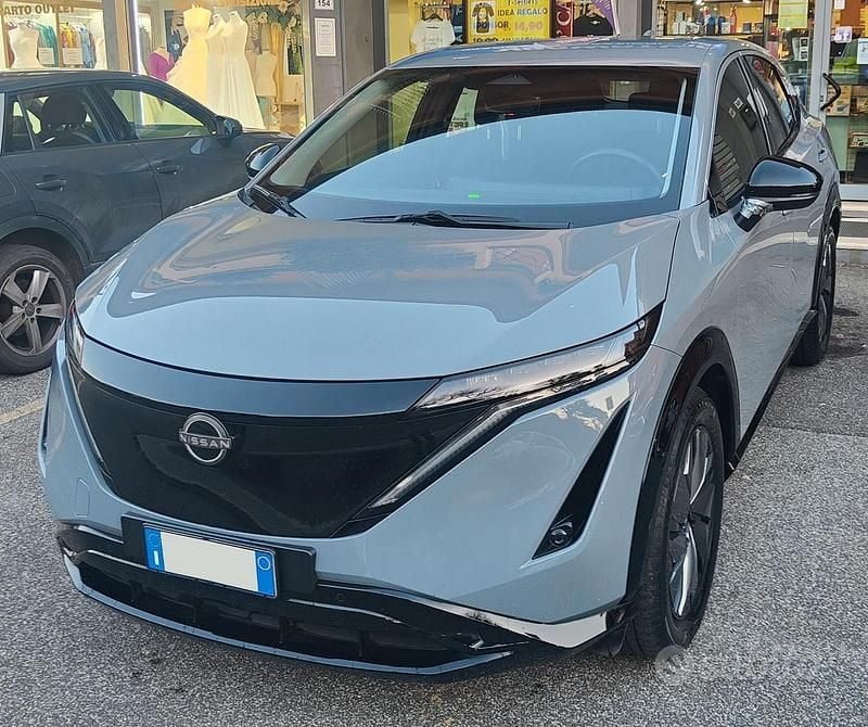 Usata Nissan Ariya 44 kW (61 CV) 2024 Grigio SUV