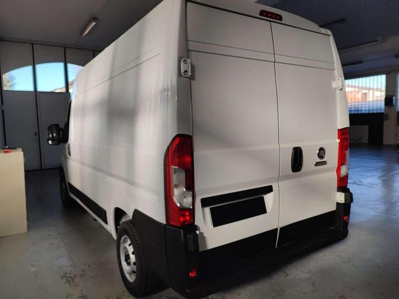 Usata Fiat Ducato 140 CV (102 kW) 2023 Bianco Furgone