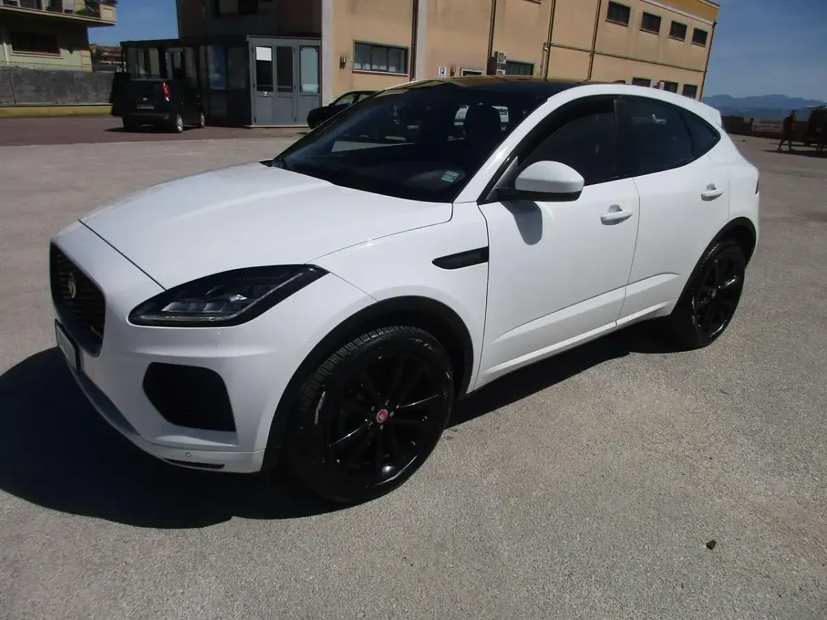 Usata Jaguar E-Pace R-Dynamic 150 CV (110 kW) 2020 Bianco SUV